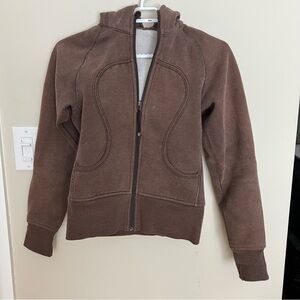 lululemon athletica light Brown kid’s  Hoodie vintage streetwear cozy sleek